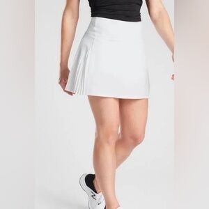 Athleta Backspin Pleated White Skirt Skort Size Small